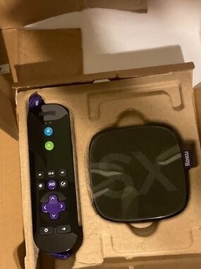 Roku 2 XS Streaming Player XS - Complete in Box - 1080p - With Remote & Manual